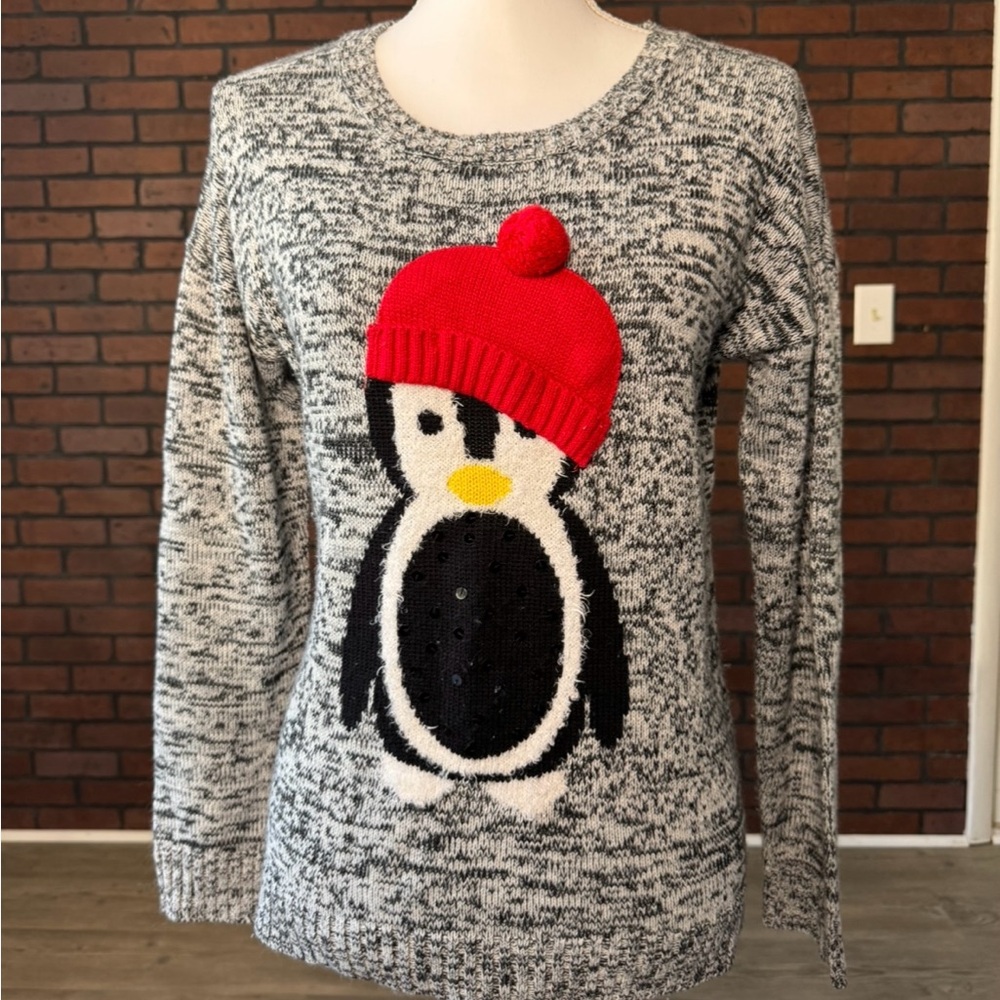 United States Sweaters Penguin Holiday Sweater 3D Hat Sequins Women’s‎ M
